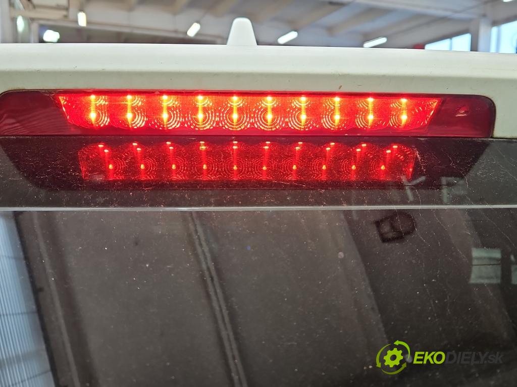 Hyundai Santa Fe III 2012–2018 2.4 GDI 190 HP automatic 140 kW 2359 cm3 5- světlo: stop: 92700-4Z000