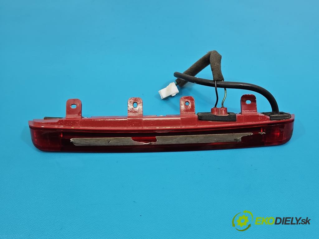 Hyundai Santa Fe III 2012–2018 2.4 GDI 190 HP automatic 140 kW 2359 cm3 5- světlo: stop: 92700-4Z000