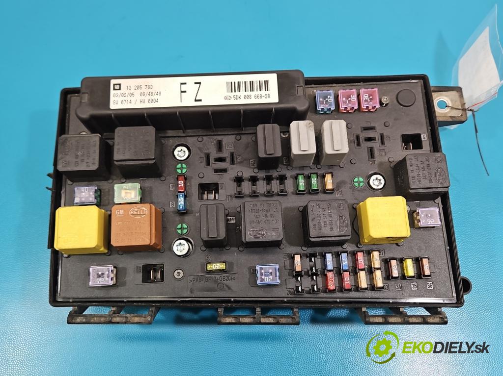 Opel Astra III 2004-2014 1.7 cdti 80 hp manual 59 kW 1686 cm3 5- skříňka pojistková 13205783 (Pojistková skříňka)