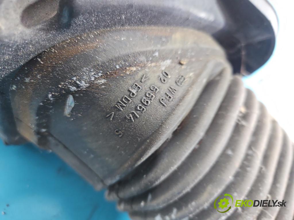 Audi A4 B6 2000-2004 1.9 tdi 131 hp manual 96 kW 1896 cm3 5- kulisa změny stupňová  (Řadicí páka (kulisa) )