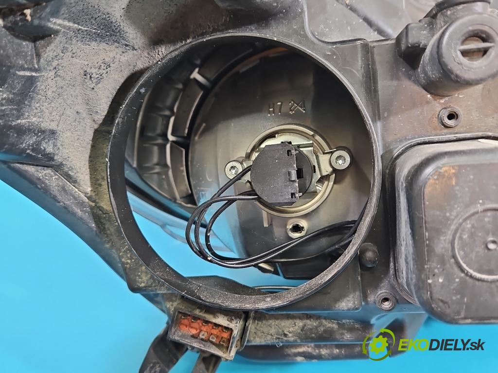 Opel Astra III 2004-2014 1.7 cdti 80 HP manual 59 kW 1686 cm3 5- Reflektor: ľavý 1EG270370-61 (Kľučka dverí ostatné)