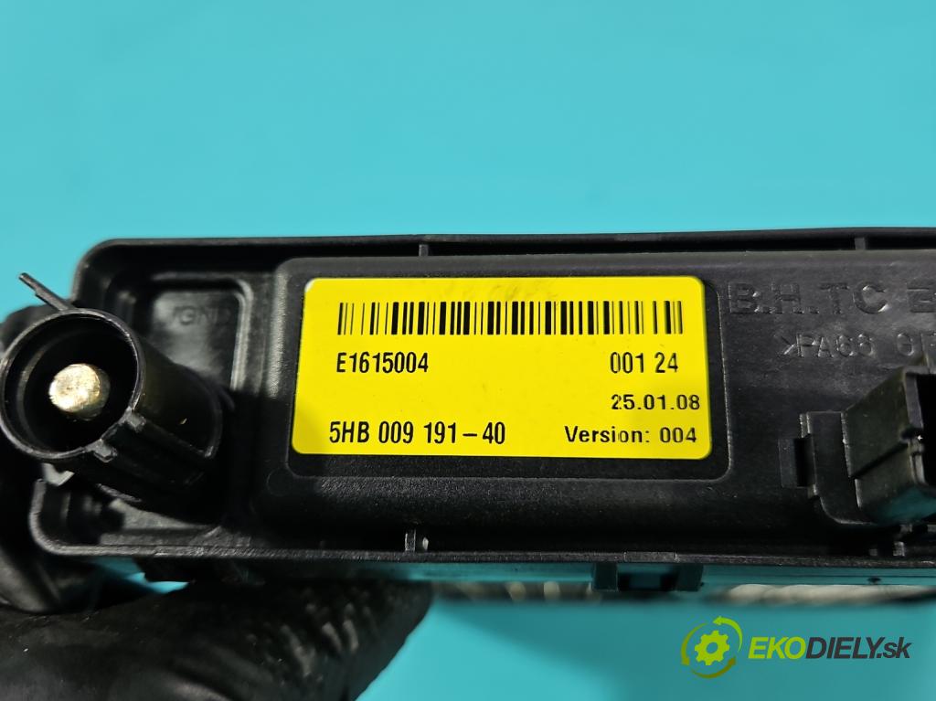 Volvo V70 III 2007-2016 2.0 16V 145 HP manual 107 kW 1999 cm3 5- radiator 6G9N-18D612-AB (Radiátor kúrenia)