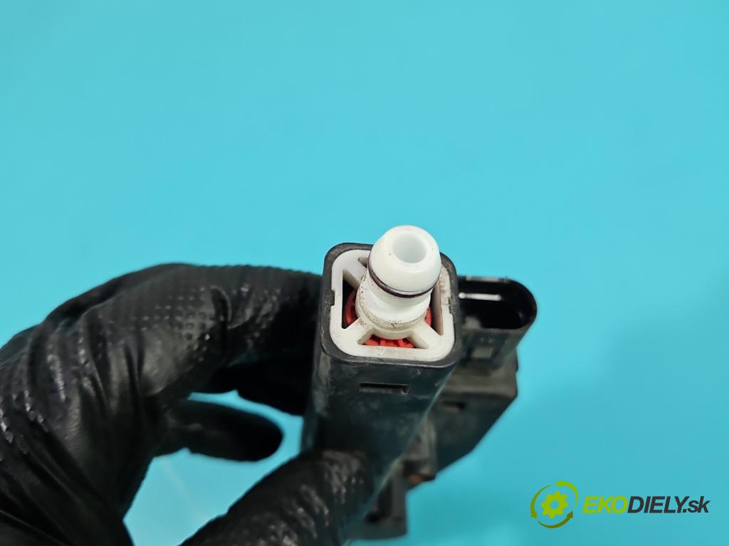 Volvo V70 III 2007-2016 2.0 16V 145 hp manual 107 kW 1999 cm3 5- ostřikovač reflektor: levý A2C53108172 (Motorek ostřikovačů)