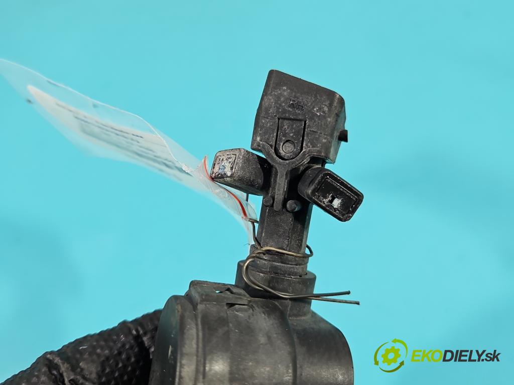 Volvo V70 III 2007-2016 2.0 16V 145 hp manual 107 kW 1999 cm3 5- ostřikovač reflektor: pravý 30663580