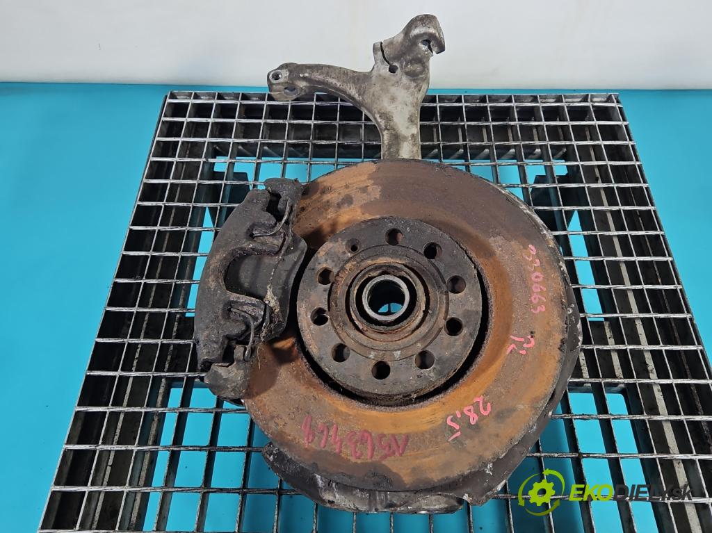 Audi A4 B6 2000-2004 1.9 tdi 131 HP manual 96 kW 1896 cm3 5- náboj ľavé  (Náboj kolesa)