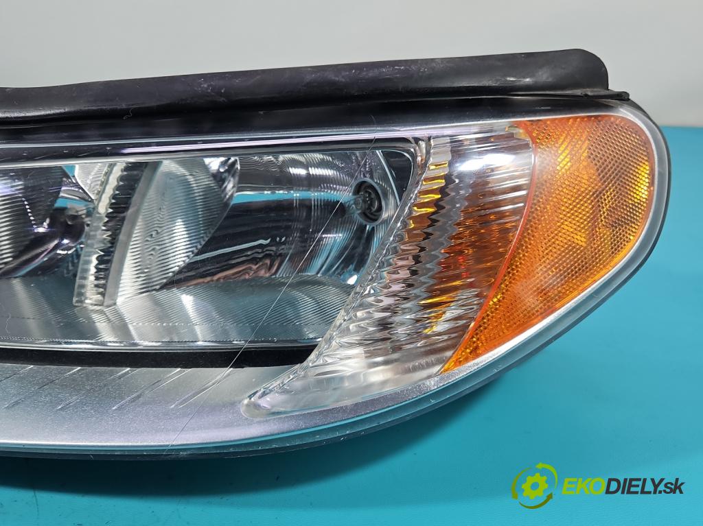 Volvo V70 III 2007-2016 2.0 16V 145 HP manual 107 kW 1999 cm3 5- Reflektor: ľavý 31214351 (Kľučka dverí ostatné)