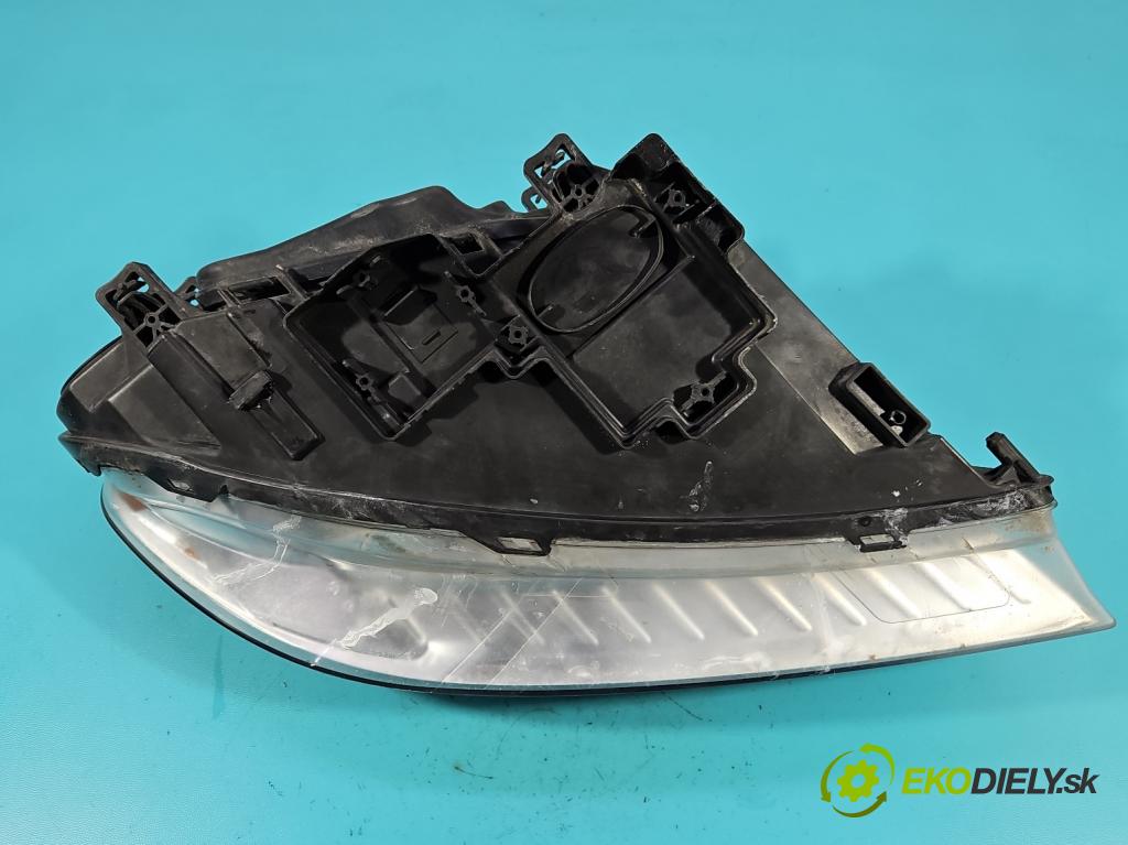 Volvo V70 III 2007-2016 2.0 16V 145 HP manual 107 kW 1999 cm3 5- Reflektor: ľavý 31214351 (Kľučka dverí ostatné)