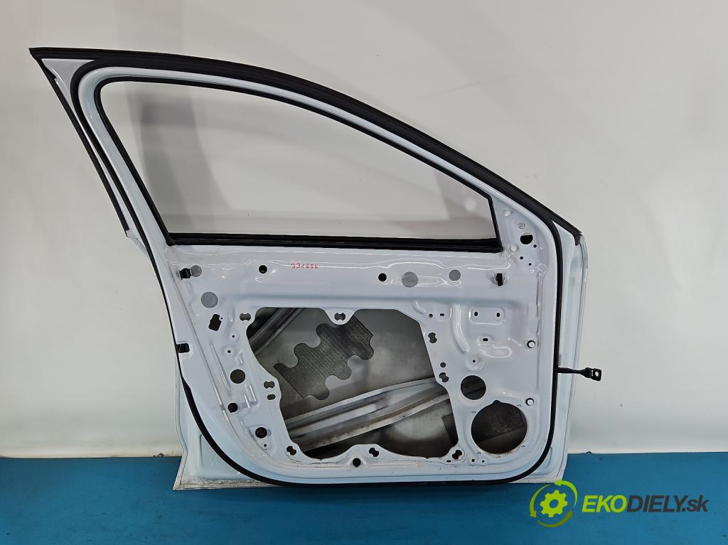 Skoda Octavia IV 2019- 2.0 TDI 116 HP manual 85 kW 1968 cm3 5- dvere predné ľavé  (Kľučka dverí ostatné)