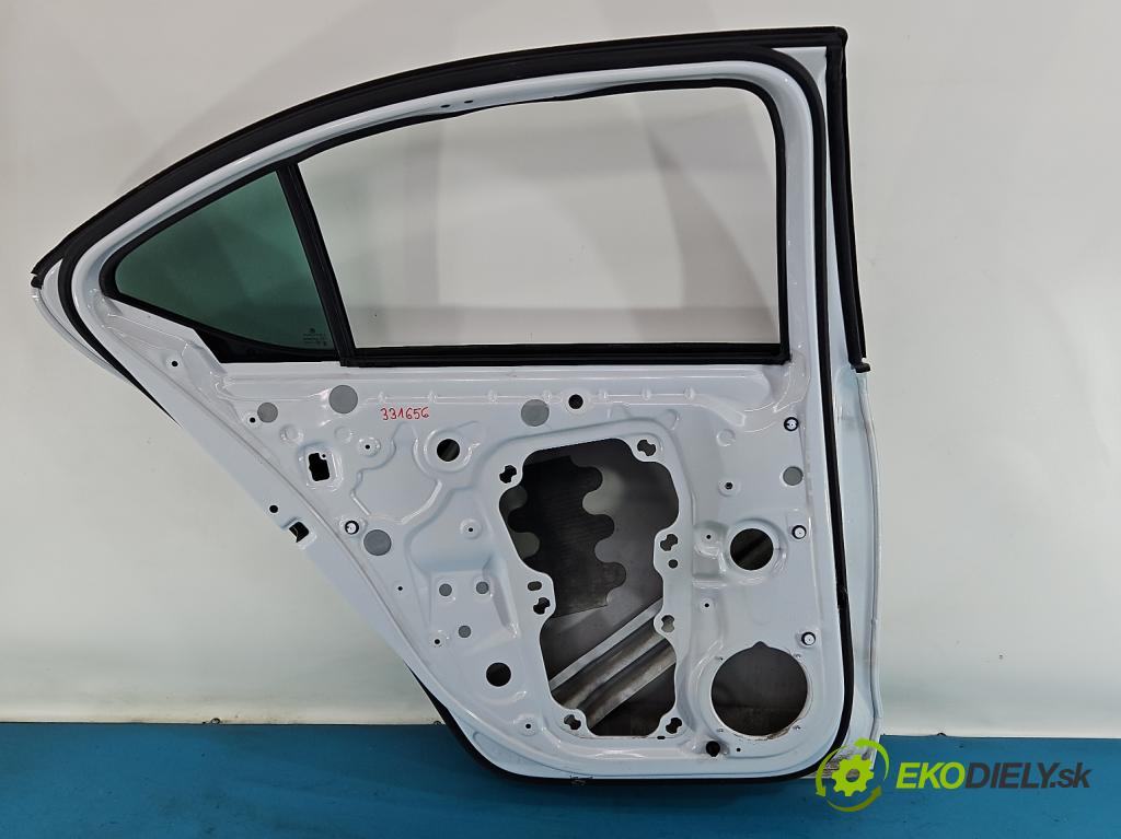 Skoda Octavia IV 2019- 2.0 TDI 116 hp manual 85 kW 1968 cm3 5- dveře zadní levé  (Klika dveří ostatní)