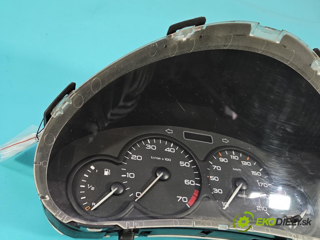 Peugeot 206 1.1 8V 60 hp manual 44 kW 1124 cm3 5- Přístrojová deska 9643401280 (Přístrojová deska)