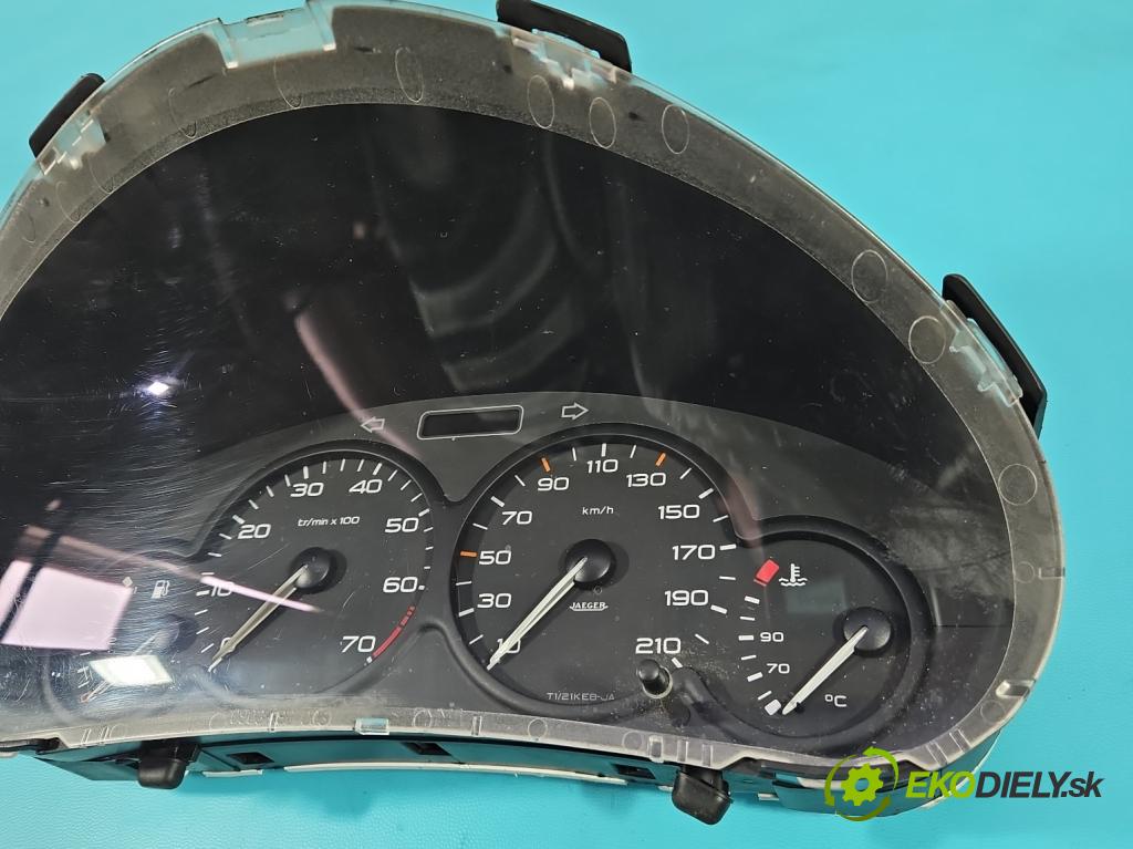 Peugeot 206 1.1 8V 60 hp manual 44 kW 1124 cm3 5- Přístrojová deska 9643401280 (Přístrojová deska)