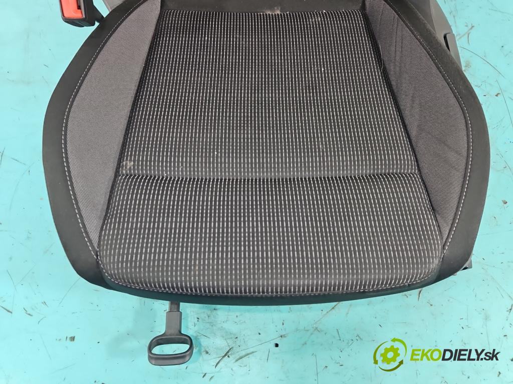 Skoda Octavia IV 2019- 2.0 TDI 116 hp manual 85 kW 1968 cm3 5- Sedadlo levý  (Sedadlo)