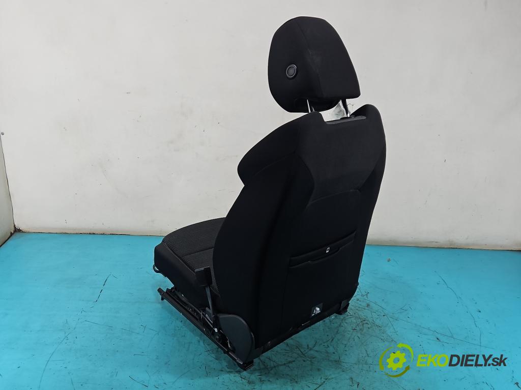 Skoda Octavia IV 2019- 2.0 TDI 116 HP manual 85 kW 1968 cm3 5- Sedačka pravý  (Sedadlo)