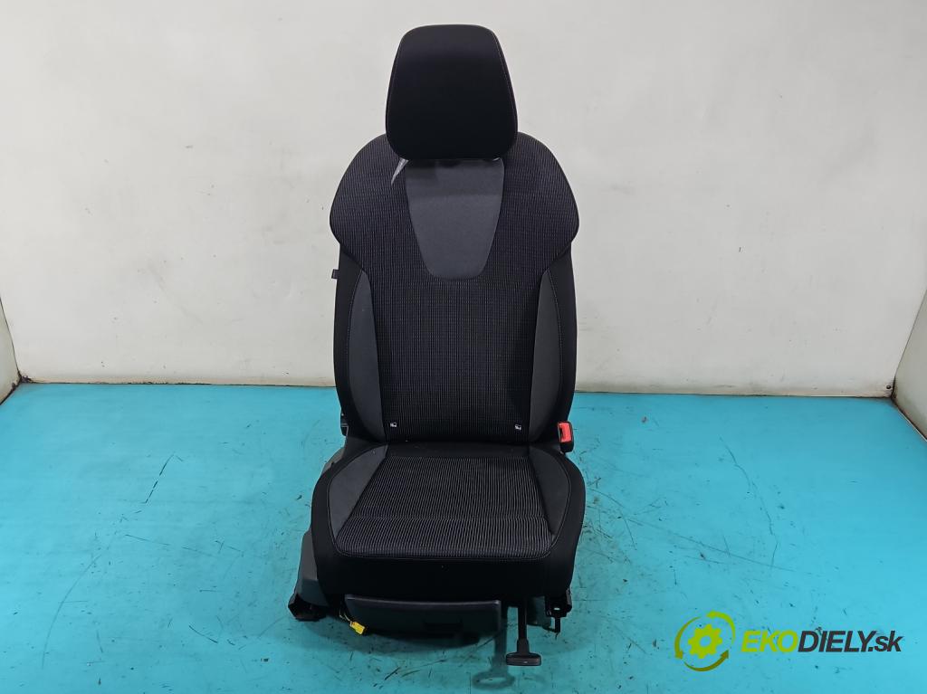 Skoda Octavia IV 2019- 2.0 TDI 116 HP manual 85 kW 1968 cm3 5- Sedačka pravý  (Sedadlo)