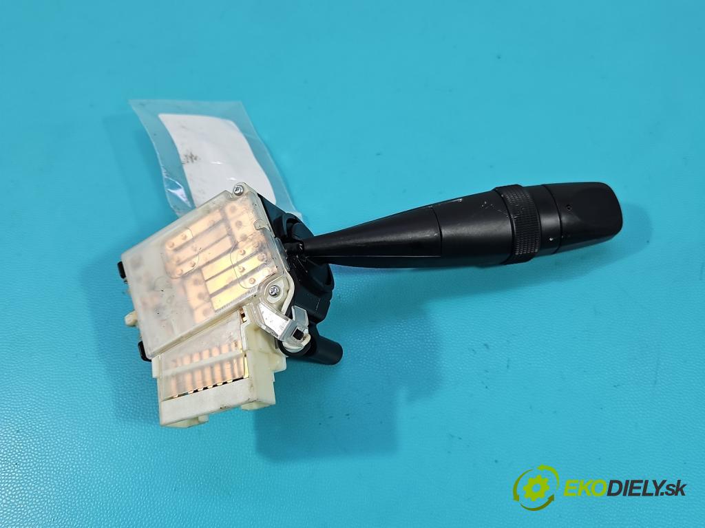 Suzuki Swift Mk7 2010-2017 1.2 16V 94 HP manual 69 kW 1242 cm3 5- prepínač smeroviek 173744 (Prepínacie páčky pod volantom)