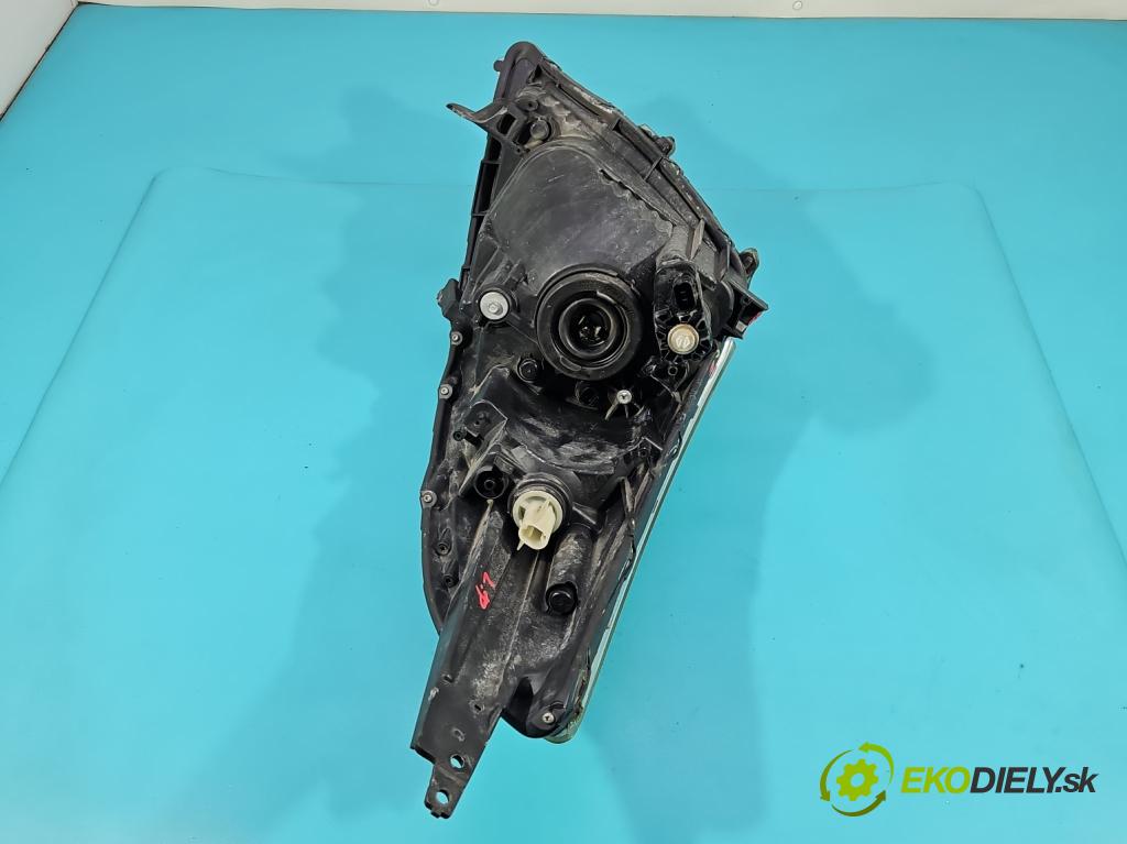Suzuki Swift Mk7 2010-2017 1.2 16V 94 HP manual 69 kW 1242 cm3 5- Reflektor: ľavý  (Kľučka dverí ostatné)