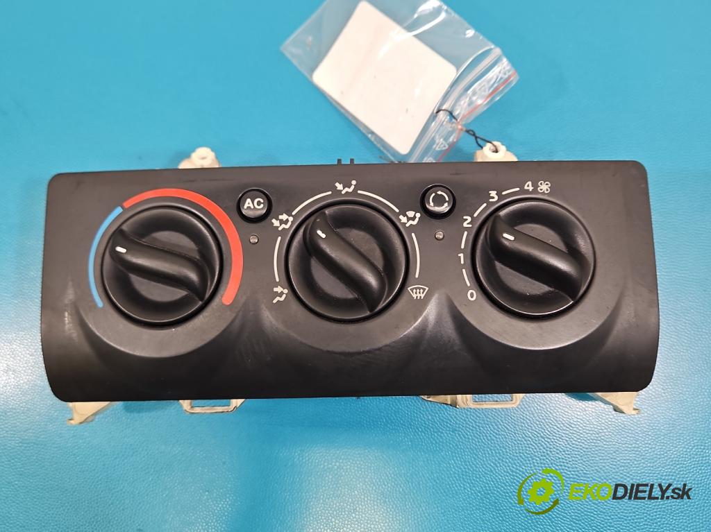 Renault Clio II 1998-2012 1.5 dci 82 HP manual 60 kW 1461 cm3 3- panel kúrenia