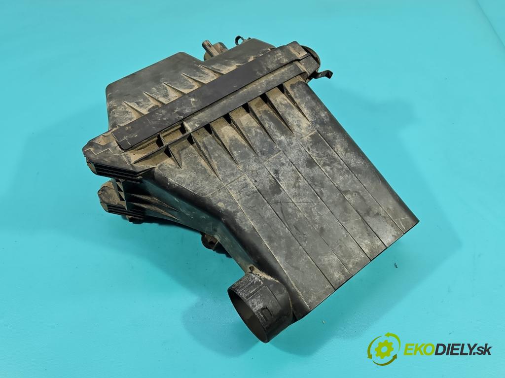 Opel Agila B 2008-2014 1.0 12V 65 HP manual 48 kW 996 cm3 5- obal filtra vzduchu 13700-51KA0 (Obal vzduchového filtra)