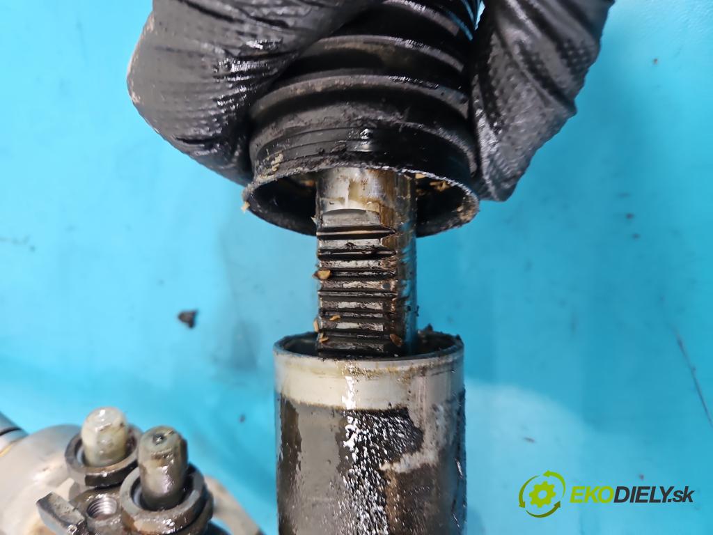 Volvo V70 III 2007-2016 2.0 16V 145 HP manual 107 kW 1999 cm3 5- Ozubené kolo: volant 31302671