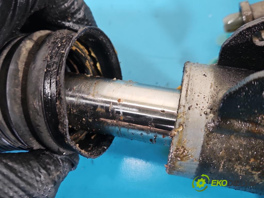 Volvo V70 III 2007-2016 2.0 16V 145 HP manual 107 kW 1999 cm3 5- Ozubené kolo: volant 31302671