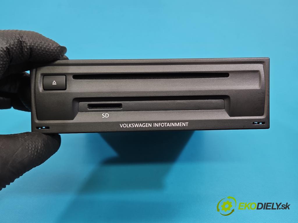 Vw Golf VII 2012-2020 1.2 TSI 86 HP manual 63 kW 1197 cm3 5- Navigácia: čítačka 3Q0035819B