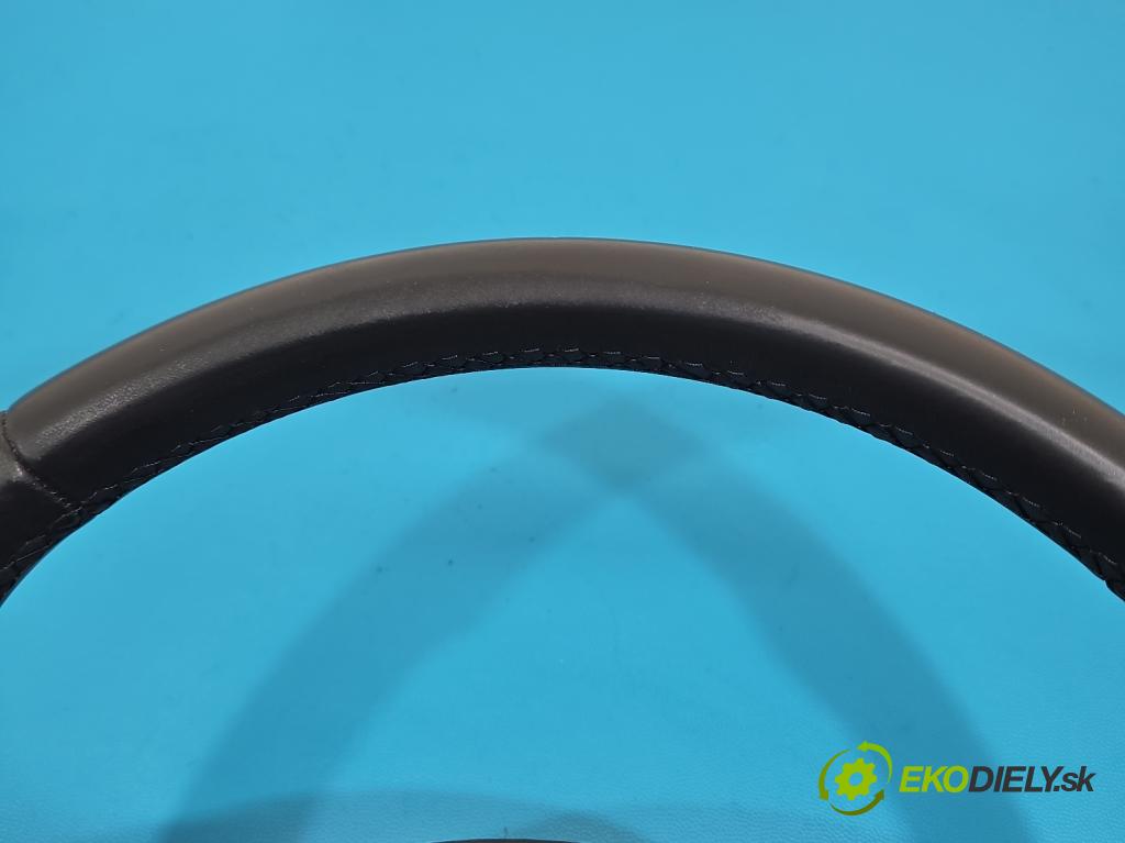 Vw Golf VII 2012-2020 1.2 TSI 86 HP manual 63 kW 1197 cm3 5- volant  (Volant)