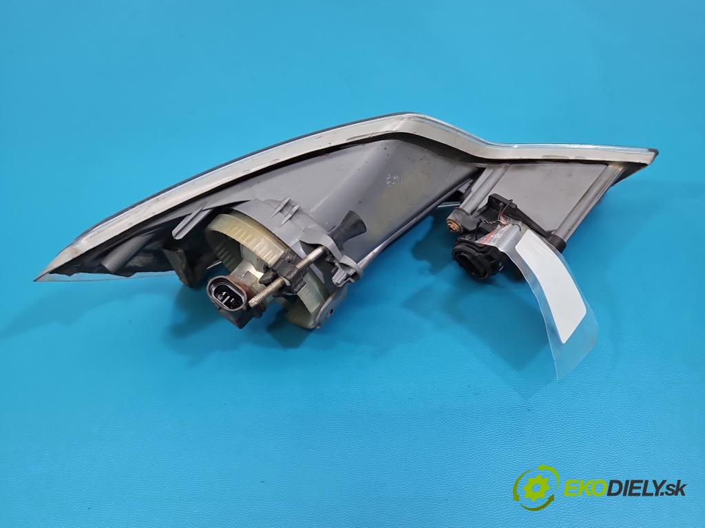 Citroen C5 II 2008-2017 2.0 hdi 136 HP manual 100 kW 1997 cm3 4- Halogen pravý 271562-00 (Kľučka dverí ostatné)