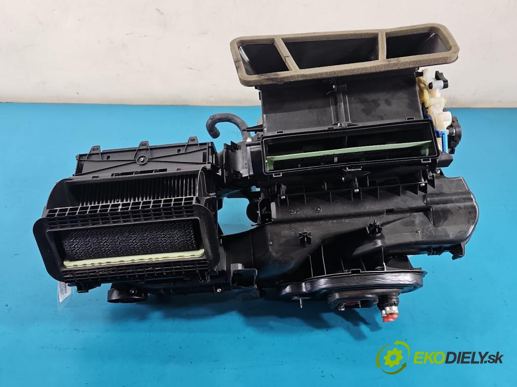 Vw Golf VII 2012-2020 1.2 TSI 86 hp manual 63 kW 1197 cm3 5- radiátor 5Q1816002AD (Radiátor topení)