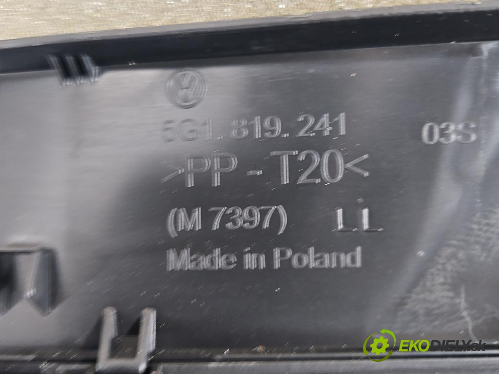 Vw Golf VII 2012-2020 1.2 TSI 86 hp manual 63 kW 1197 cm3 5- radiátor 5Q1816002AD (Radiátor topení)