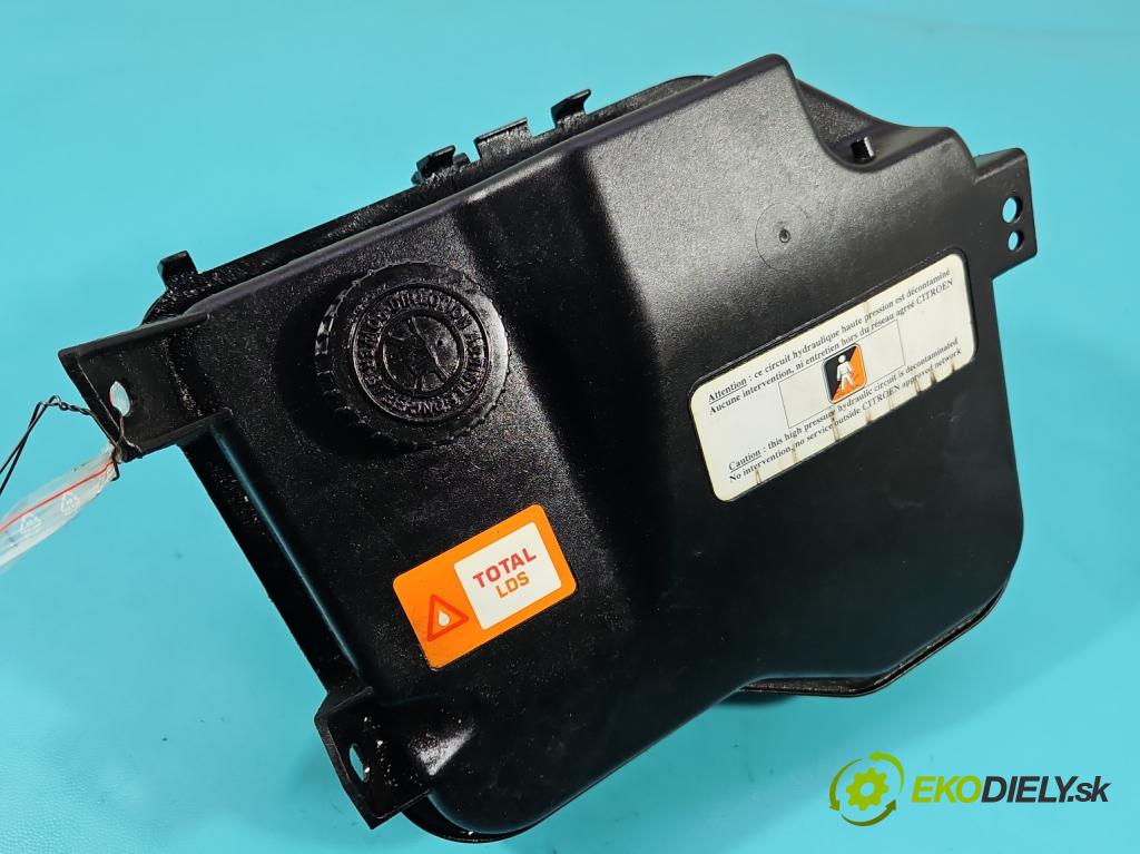 Citroen C5 II 2008-2017 2.0 hdi 136 HP manual 100 kW 1997 cm3 4- Nádrž: kompenzačné: 9663162880