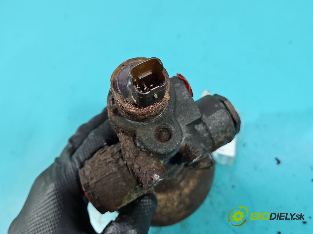 Citroen C5 II 2008-2017 2.0 hdi 136 HP manual 100 kW 1997 cm3 4- Guľa: pozastavení: