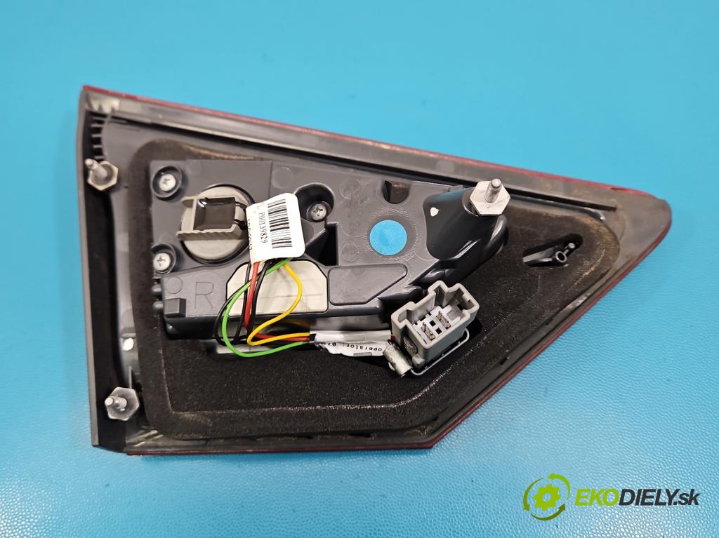 Ford Mondeo Mk5 2014-2022 2.0 16V 140 HP automatic 103 kW 1999 cm3 4- svetlo / reflektor zadné pravé DS73-13A602-JF (Kľučka dverí ostatné)