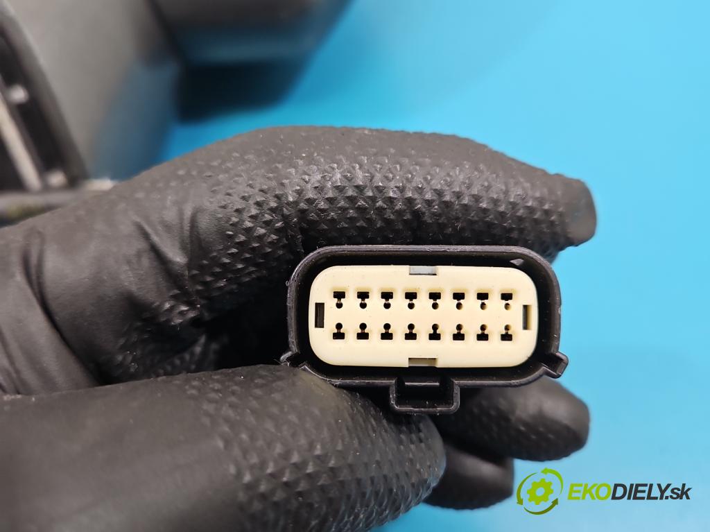 Ford Mondeo Mk5 2014-2022 2.0 16V 140 HP automatic 103 kW 1999 cm3 4- zrkadlo ľavé  (Kľučka dverí ostatné)