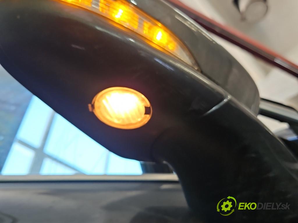 Ford Mondeo Mk5 2014-2022 2.0 16V 140 HP automatic 103 kW 1999 cm3 4- zrkadlo pravé  (Kľučka dverí ostatné)