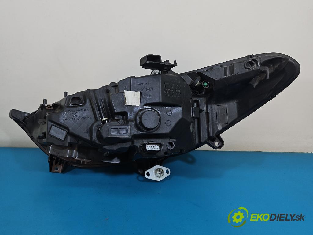 Ford Mondeo Mk5 2014-2022 2.0 16V 140 hp automatic 103 kW 1999 cm3 4- světlo pravý ES73-13D154-AH (Pravé přední světlo)