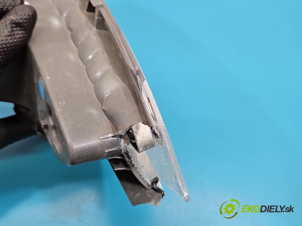 Ford Mondeo Mk5 2014-2022 2.0 16V 140 HP automatic 103 kW 1999 cm3 4- svetlo / reflektor zadné ľavé  (Kľučka dverí ostatné)