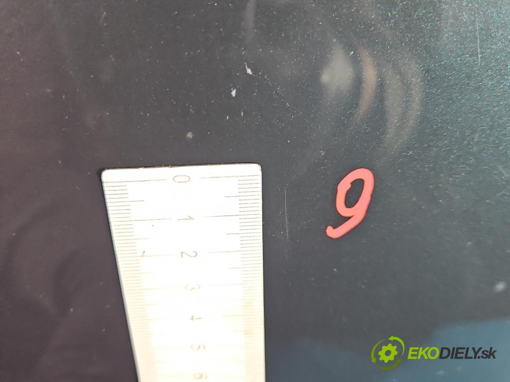 Kia Ceed I 2006-2012 2.0 crdi 140 HP manual 103 kW 1991 cm3 5- kapota predná