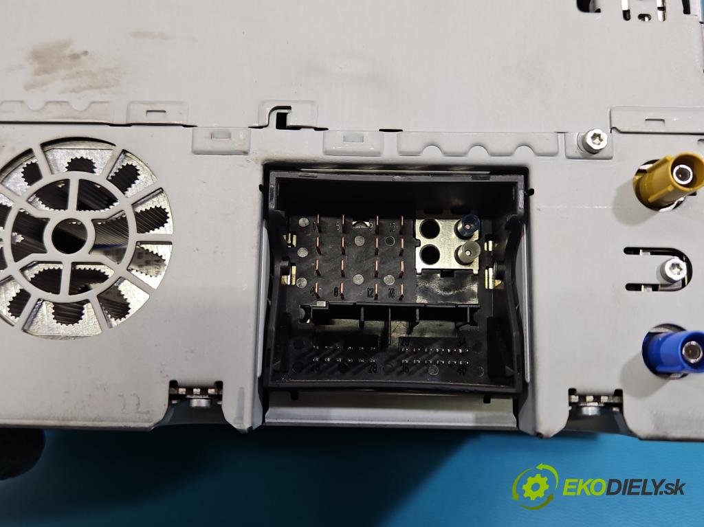 Mercedes ML W164 2005-2011 3.0 CDI V6 224hp automatic 165 kW 2987 cm3 5- Radio originál A1648707789