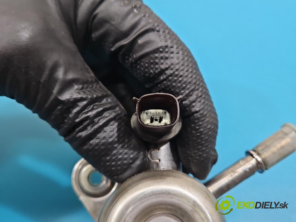 Opel Insignia B 2017-2022 2.0 T 260 HP automatic 191 kW 1998 cm3 5- čerpadlo palivo 12672144