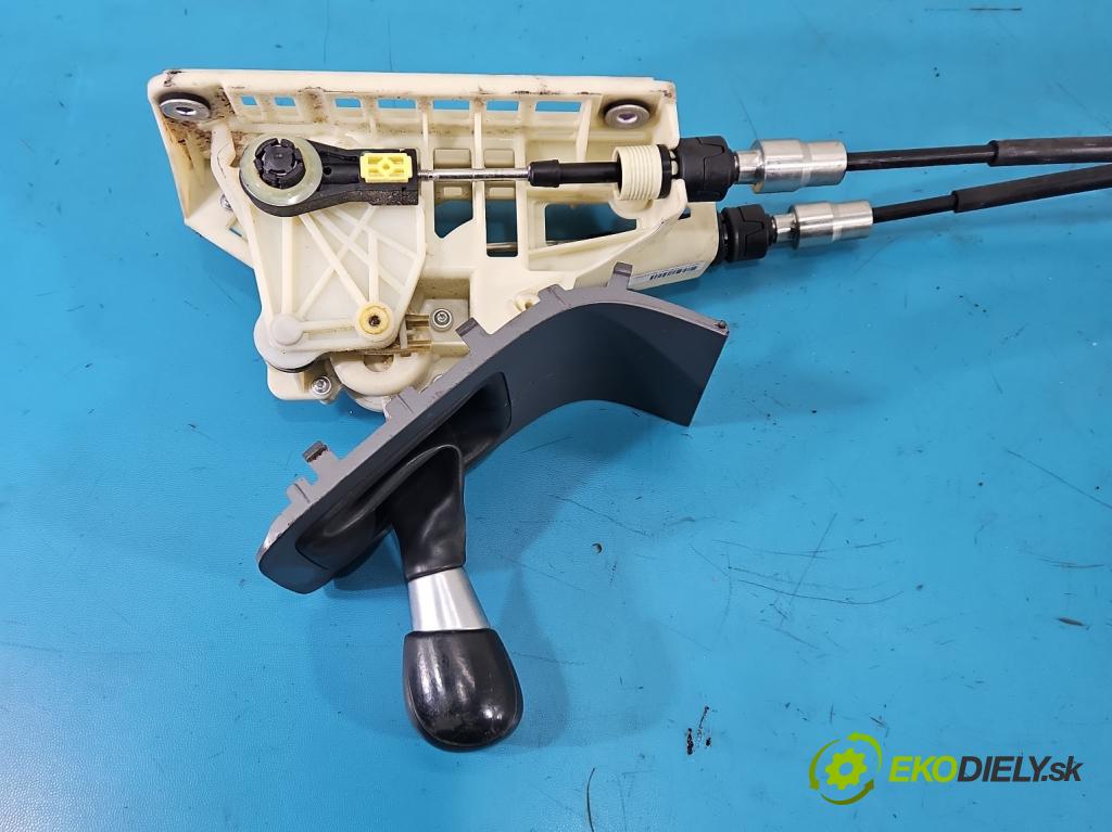 Volvo V70 III 2007-2016 2.0 16V 145 hp manual 107 kW 1999 cm3 5- kulisa změny stupňová 30788614 (Řadicí páka (kulisa) )