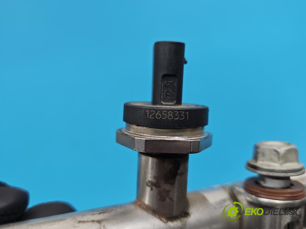 Opel Insignia B 2017-2022 2.0 T 260 hp automatic 191 kW 1998 cm3 5- lišta vstřikovací 12689354 (Vstřikovací lišta)