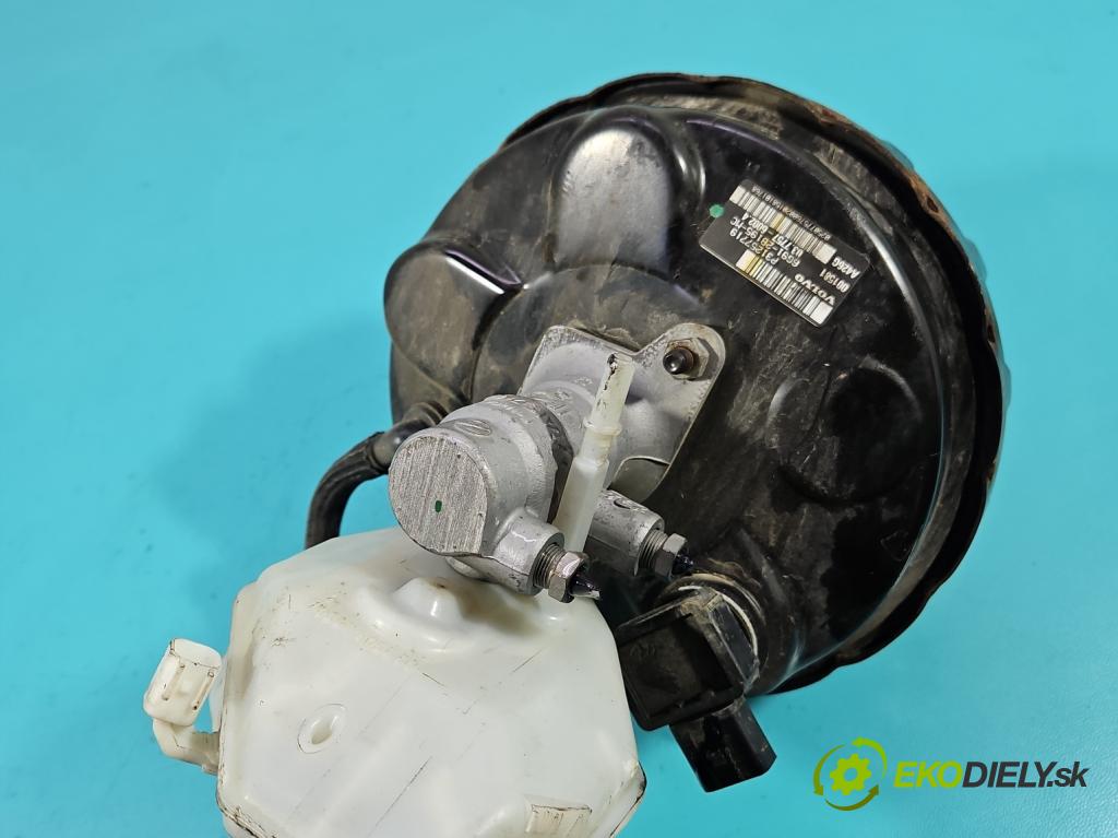 Volvo V70 III 2007-2016 2.0 16V 145 HP manual 107 kW 1999 cm3 5- servo brzdové P31257719