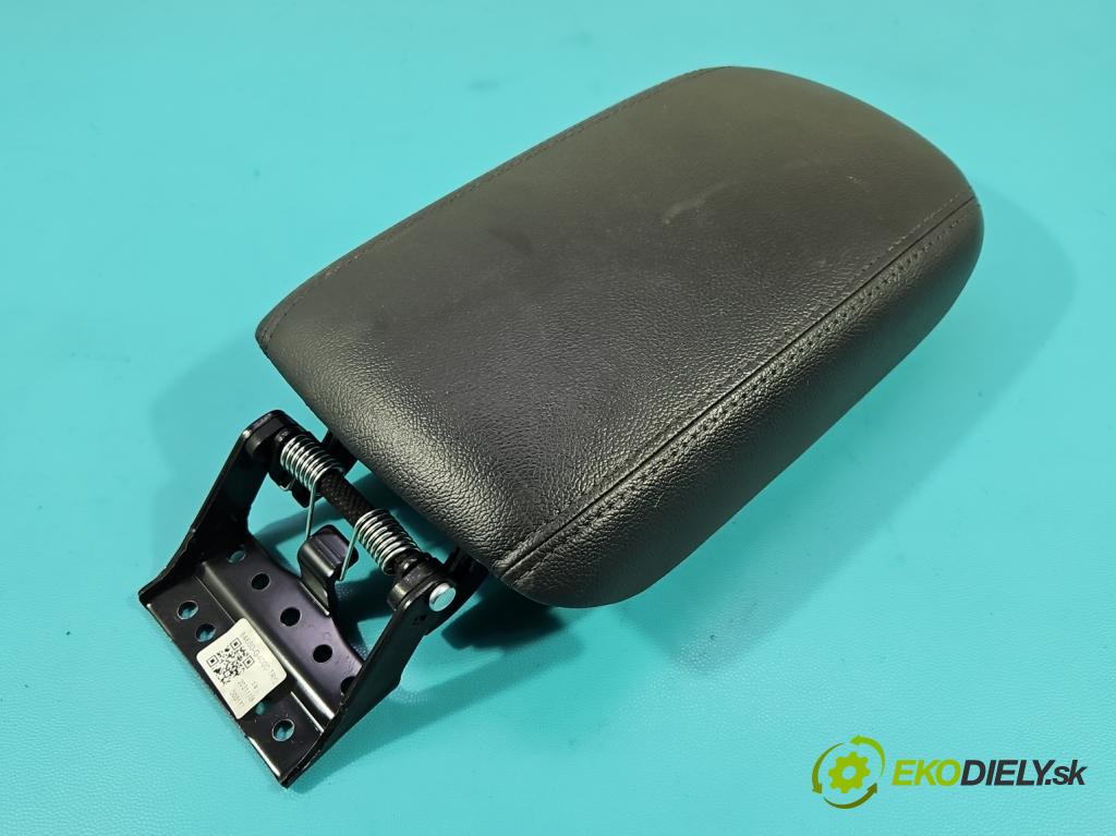 Hyundai I30 III 2016- 1.6 crdi 116 HP manual 85 kW 1598 cm3 5- operadlo 84660-G4000 (Lakťová opierka)