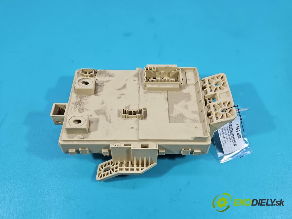 Hyundai I30 III 2016- 1.6 crdi 116 HP manual 85 kW 1598 cm3 5- skrinka poistka 91955-G4110 (Poistková skrinka)