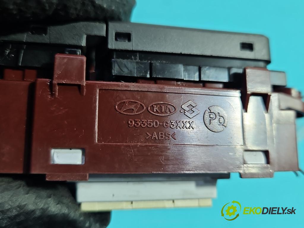 Hyundai I30 III 2016- 1.6 crdi 116 HP manual 85 kW 1598 cm3 5- prepínač ostatné 93350-G4250