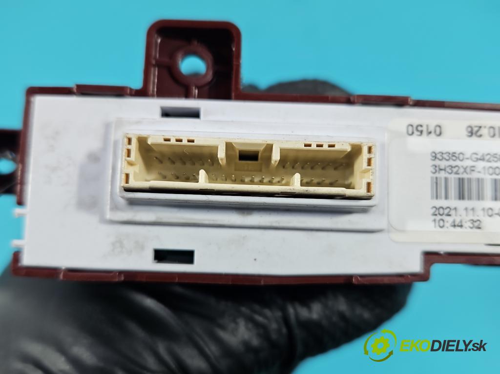 Hyundai I30 III 2016- 1.6 crdi 116 HP manual 85 kW 1598 cm3 5- prepínač ostatné 93350-G4250