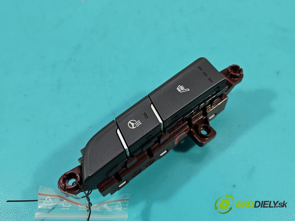 Hyundai I30 III 2016- 1.6 crdi 116 HP manual 85 kW 1598 cm3 5- prepínač ostatné 93300-G4230