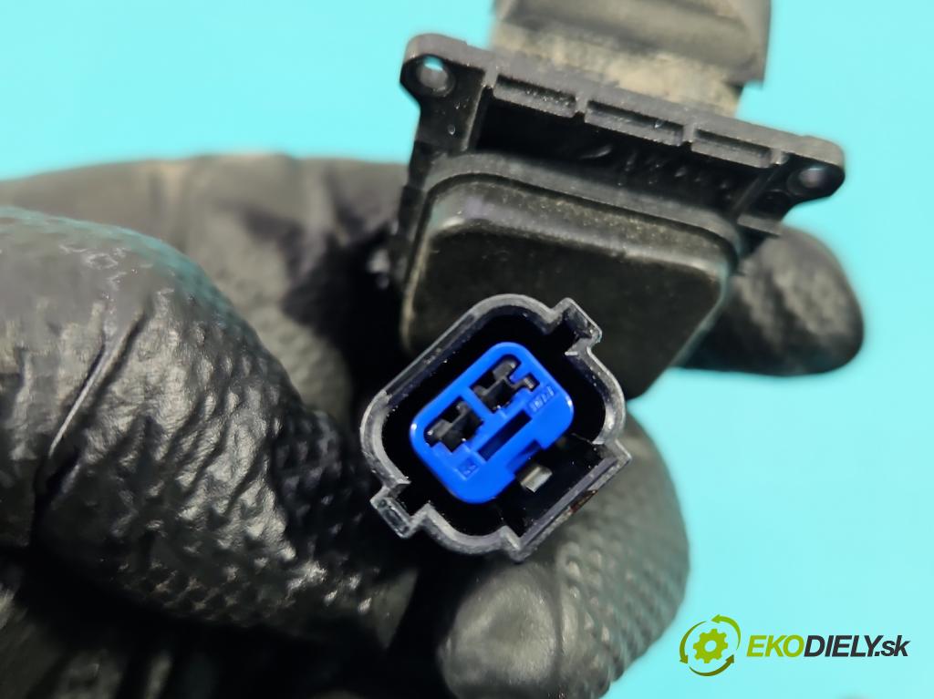 Hyundai I30 III 2016- 1.6 crdi 116 HP manual 85 kW 1598 cm3 5- Kamera cúvania 99240-G4500