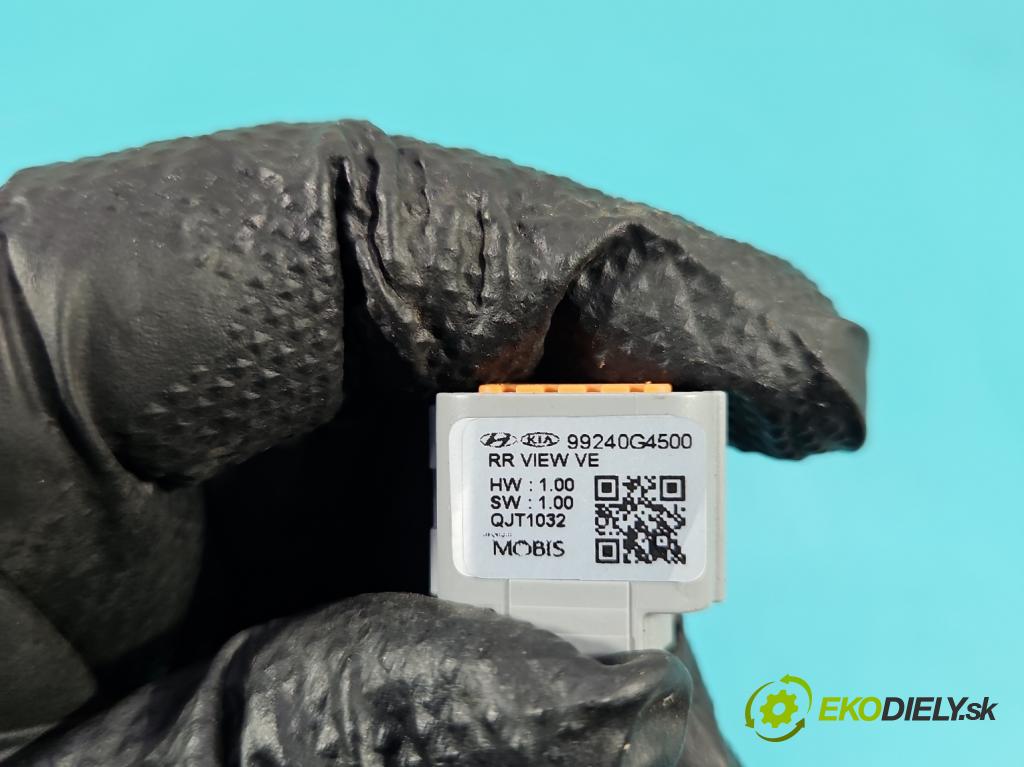 Hyundai I30 III 2016- 1.6 crdi 116 HP manual 85 kW 1598 cm3 5- Kamera cúvania 99240-G4500