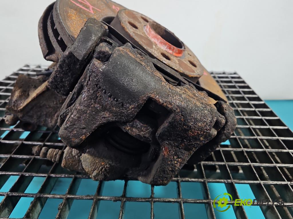 Volvo V70 III 2007-2016 2.0 16V 145 HP manual 107 kW 1999 cm3 5- brzdič predné ľavý  (Kľučka dverí ostatné)